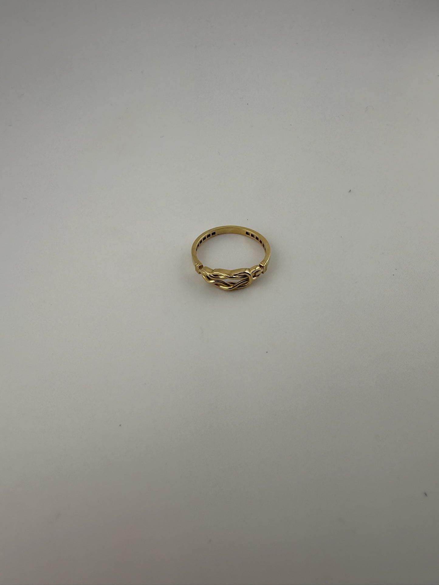 Dainty ring solid 18k gold