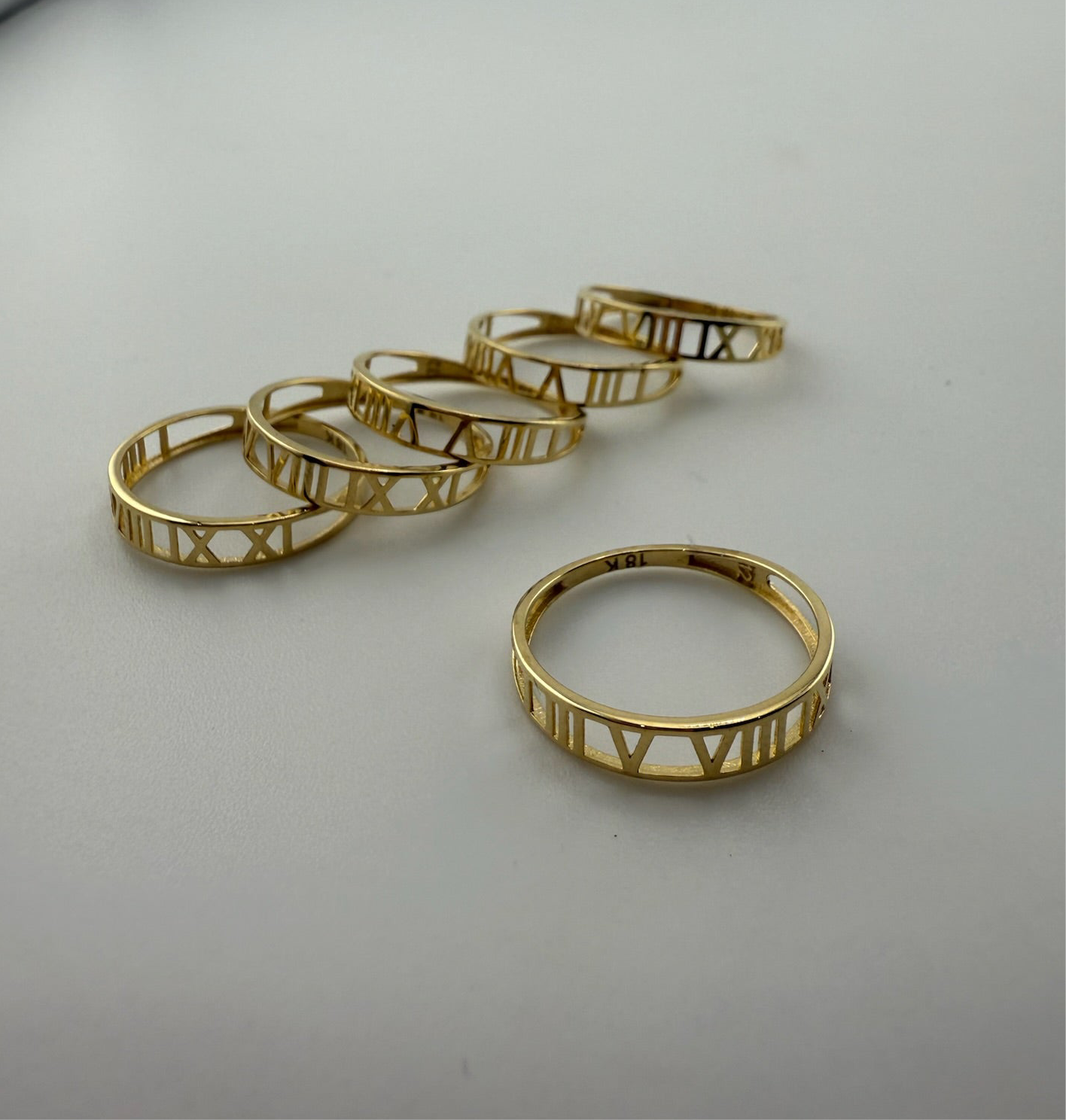 Dainty ring roman letters solid 18k gold
