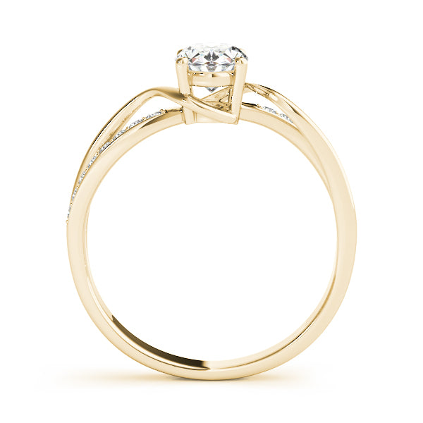 Oval Engagement Ring