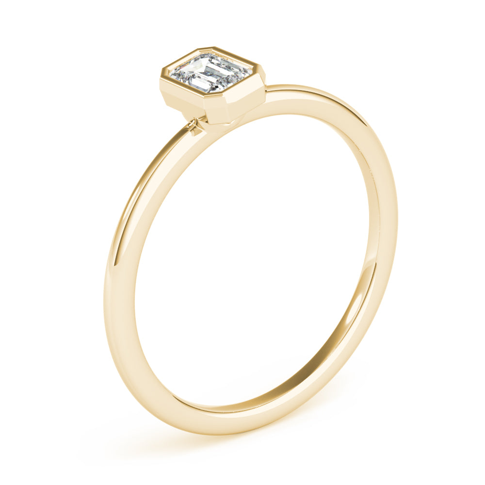 Emerald-Cut Diamond Setting Engagement Ring