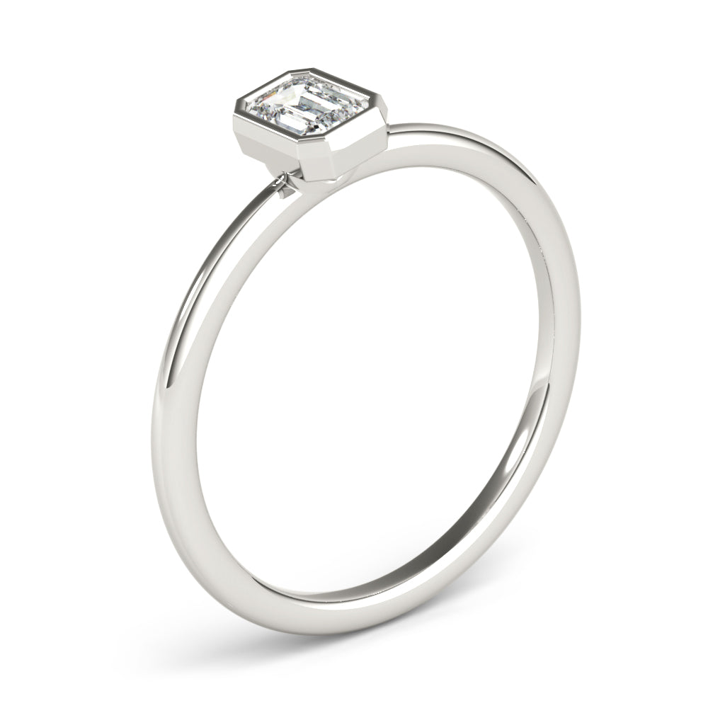Emerald-Cut Diamond Setting Engagement Ring