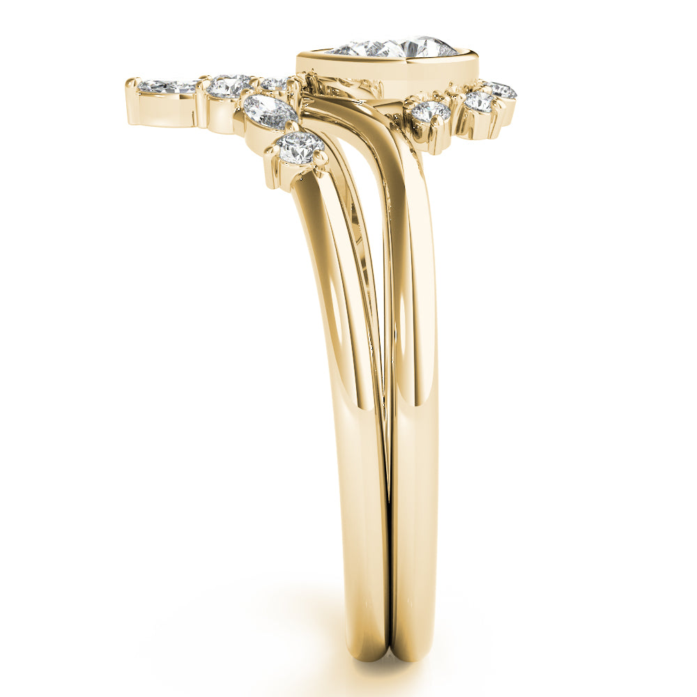Pear-Shaped Diamond Halo Ring Set