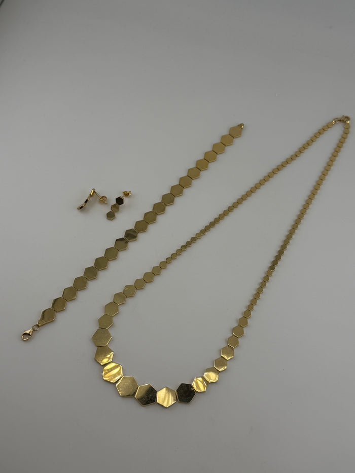 The Hexagon Set