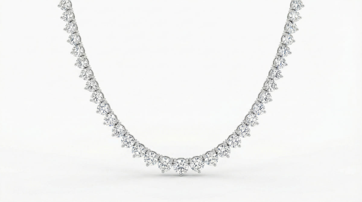 Graduated 17 carat diamond necklace - Image 1