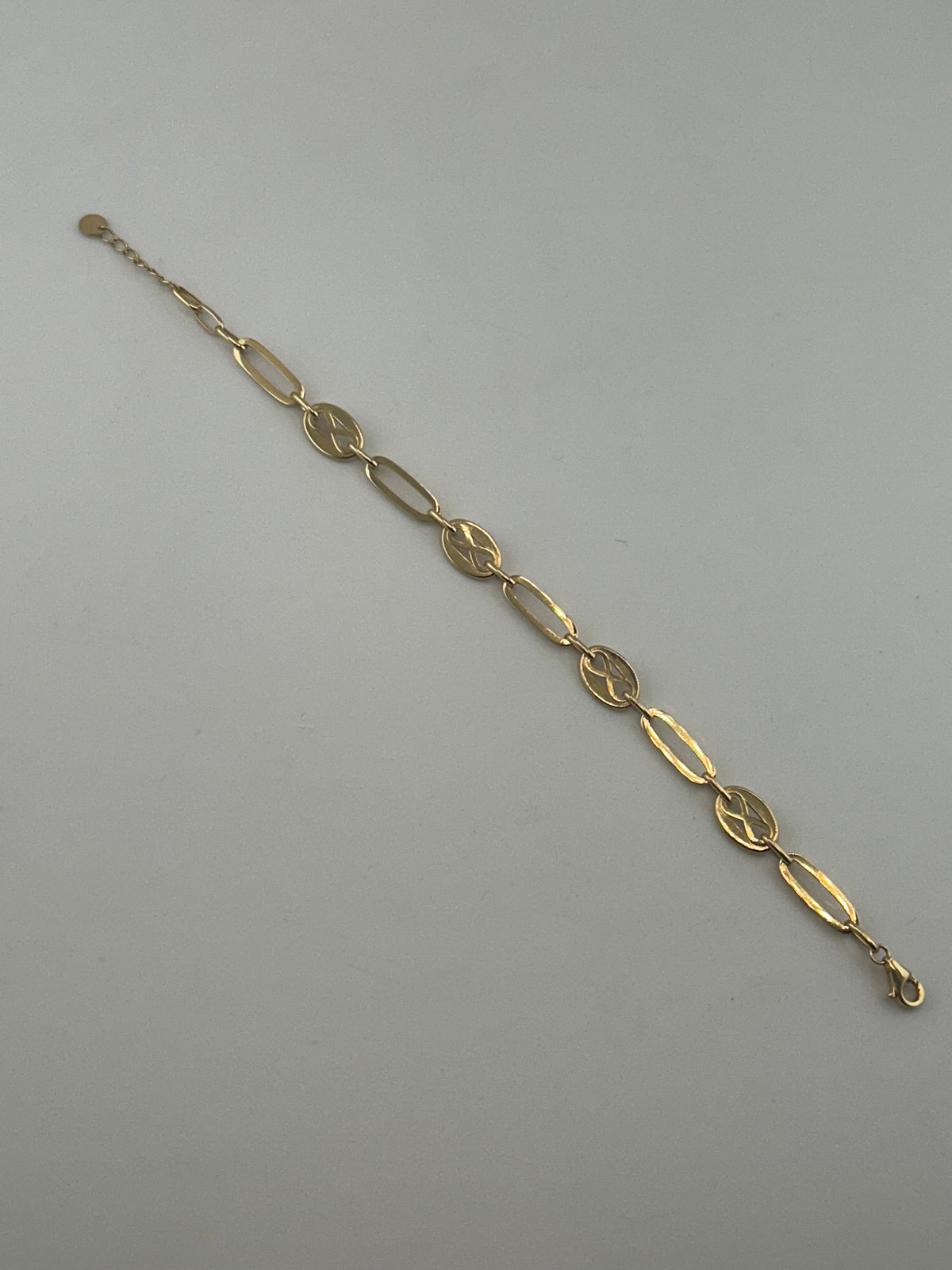 18K Solid Gold Openwork Infinity Link Station Bracelet - Image 1