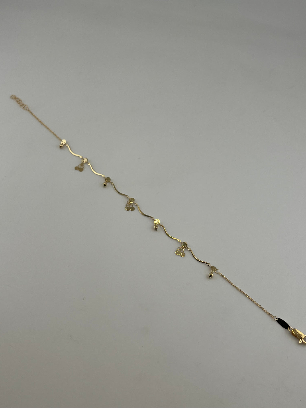 18K Solid Gold Wavy Charm Anklet - Image 1