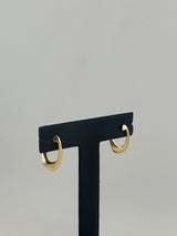 18K Solid Gold Sculpted Wave Huggie Earrings - Image 2