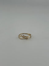 18K Solid Gold Laurel Leaf Ring - Image 2