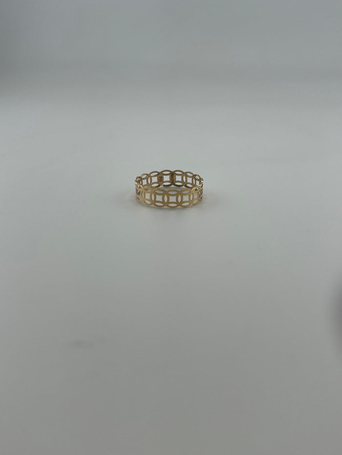 18K Solid Gold Petite Interlocking Circle Lattice Band