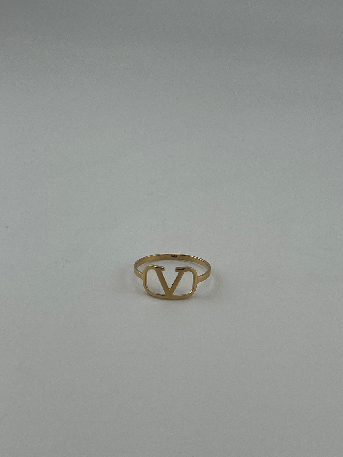 18K Solid Gold Geometric V-Motif Statement Ring - Image 1