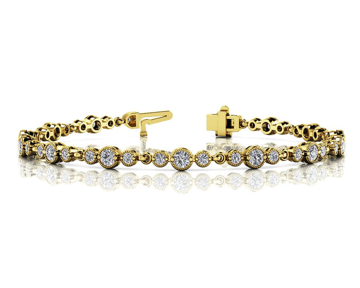 Elegant Chain Bracelet with Intricate Detailing