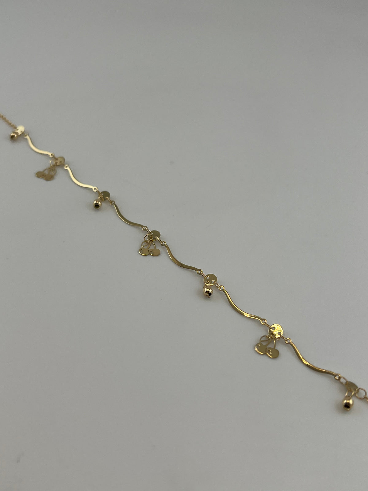18K Solid Gold Wavy Charm Anklet - Image 2