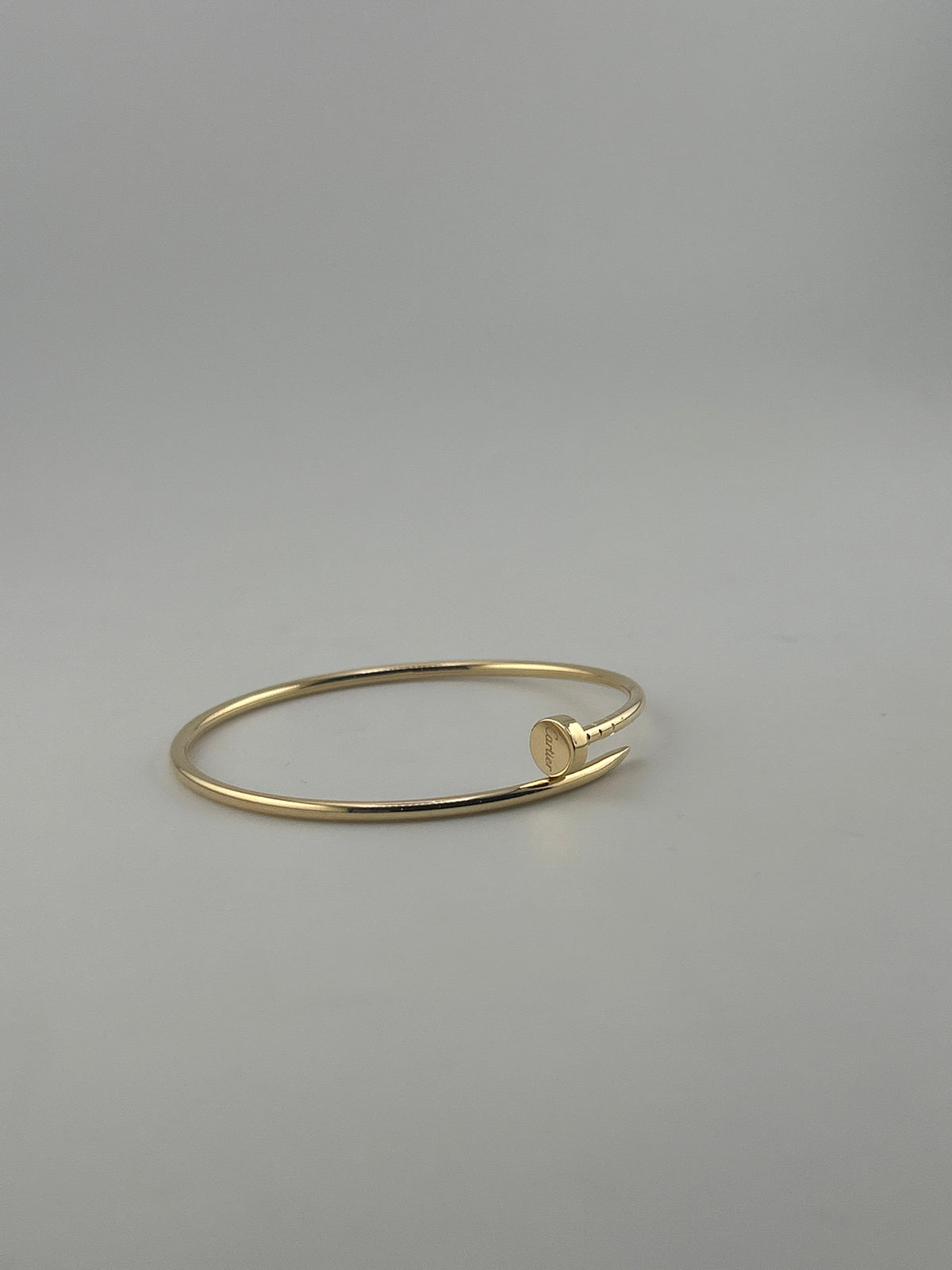 Thin twist nail bracelet, 18k gold, hollow - Image 4
