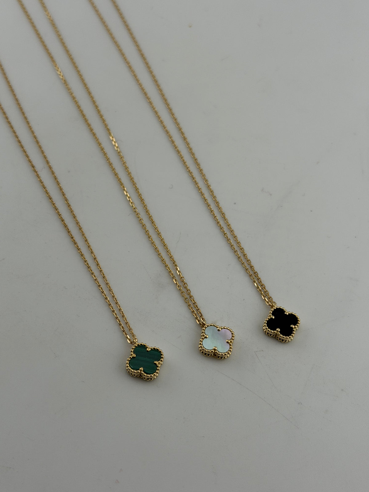 18K Solid Gold Single Clover Necklace - Image 5