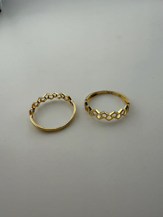 Dainty ring solid 18k gold