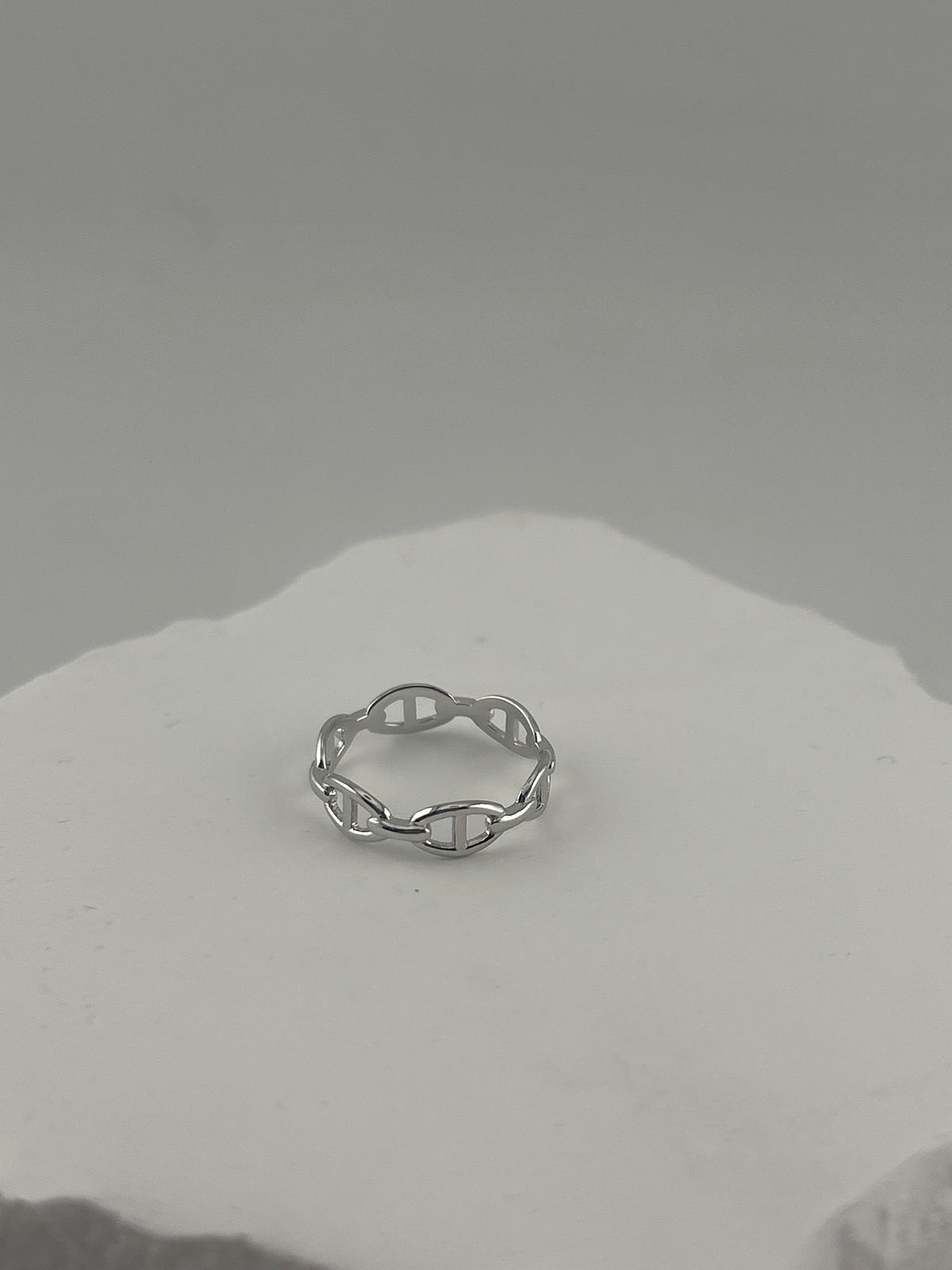 925 Sterling Silver Anchor Link Ring - Image 1
