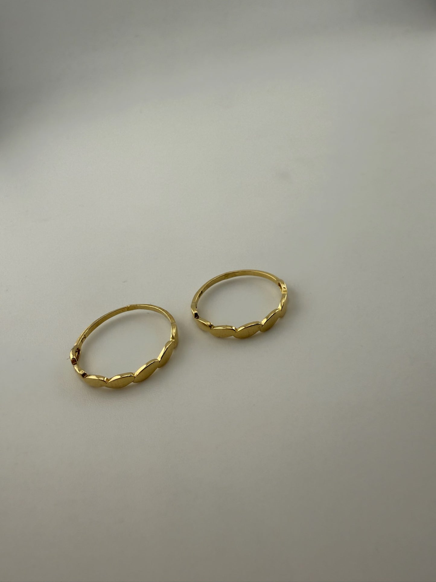 Dainty ring solid 18k gold