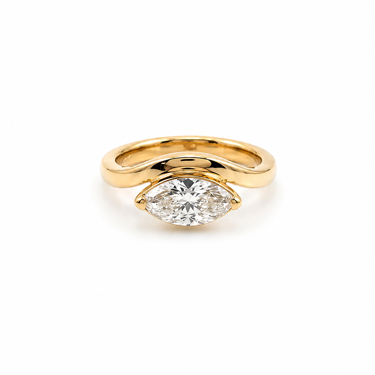 1 carat marquise east west lab diamond ring - Image 1