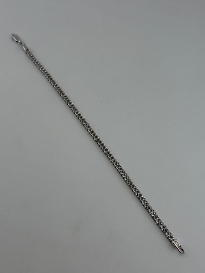 The Royal Weave Bracelet – 18K Solid Gold