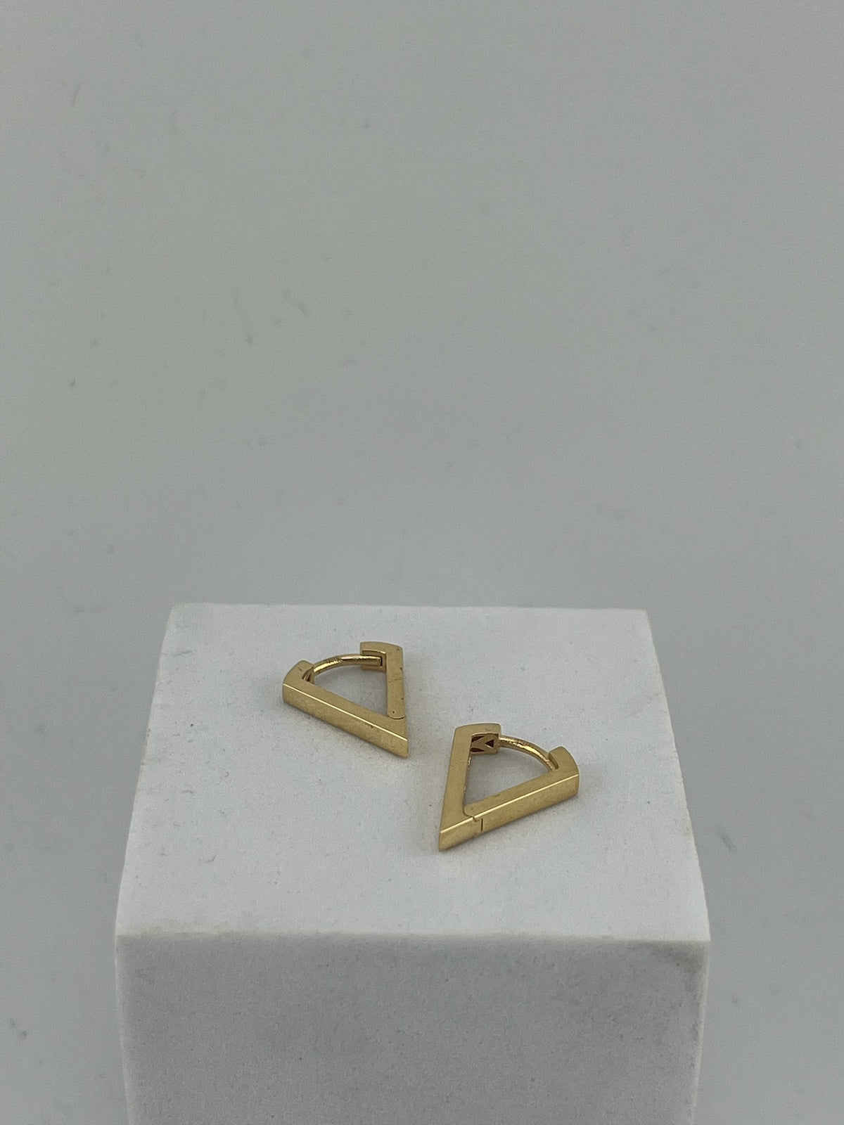 Triangle earrings - Image 1