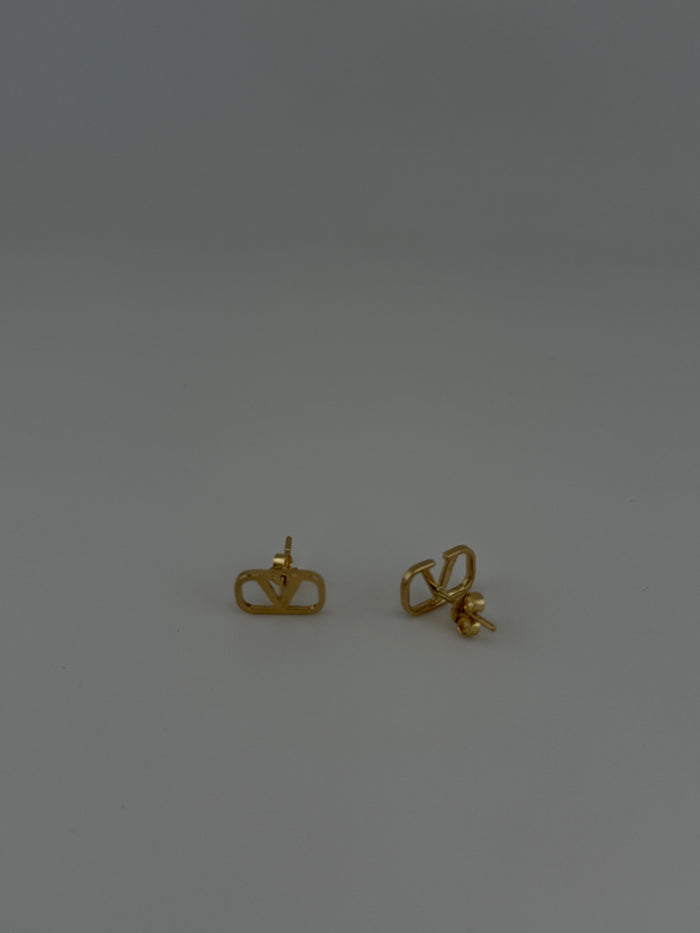 V Signature 18K Solid Gold Stud Earrings