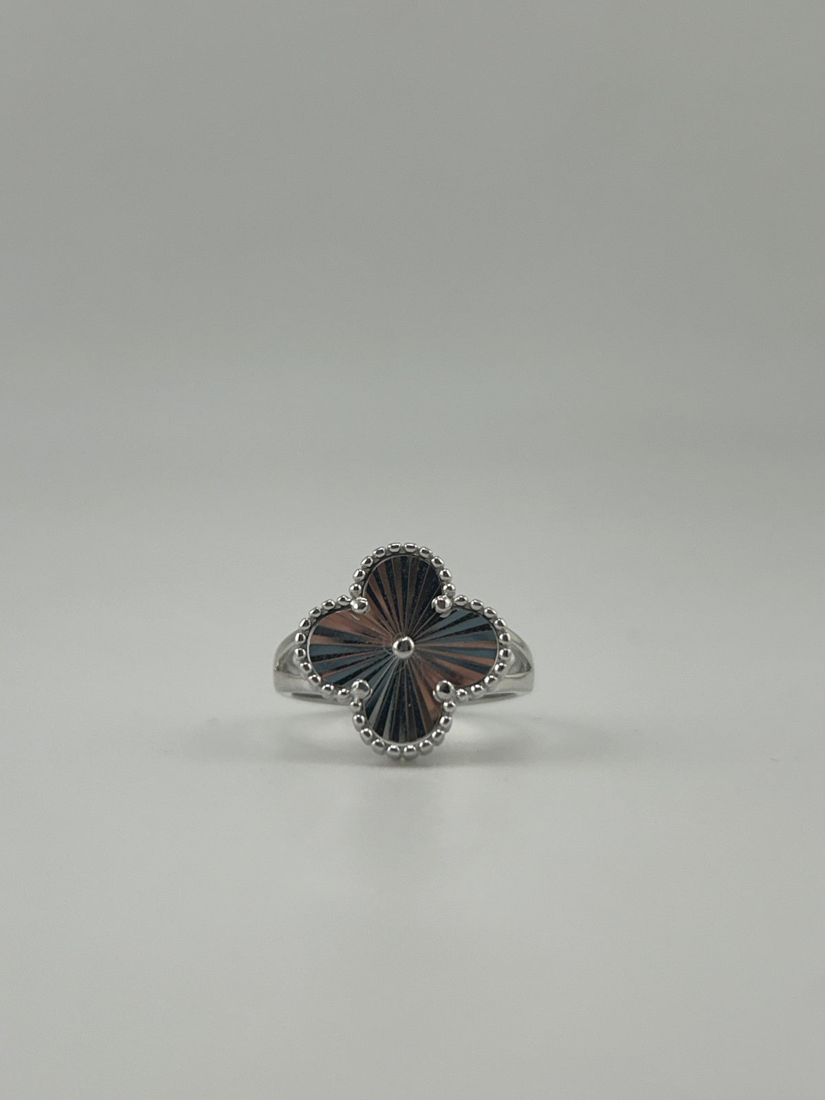 Sterling Silver Clover Ring - Silver Clover - Image 1