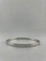 Thin hollow bangle, 18k white gold, opens with screw - Image 5