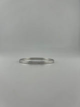 Thin hollow bangle, 18k white gold, opens with screw - Image 2