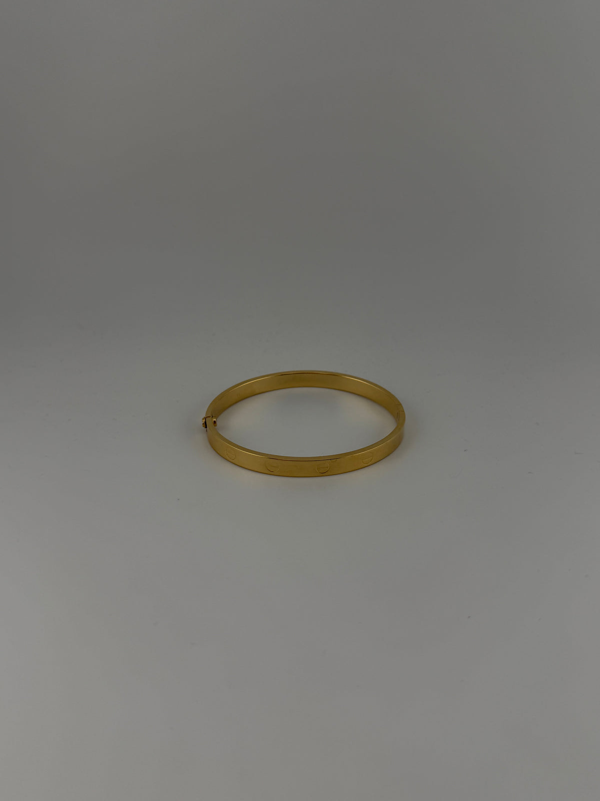 Bangle that opens with a screw, 18k gold, hollow, regular width - Image 3