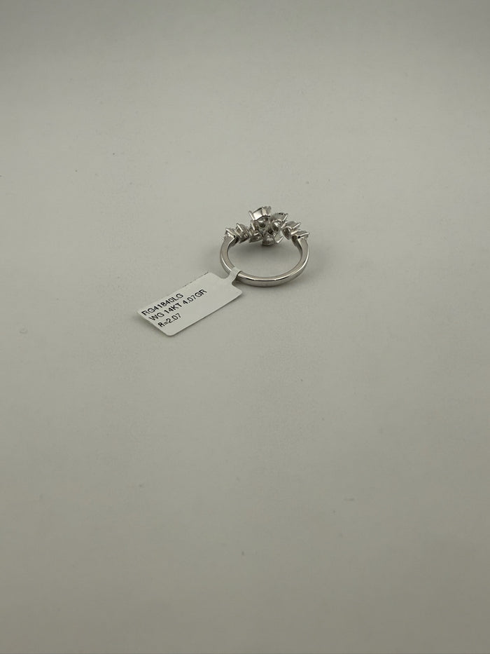 14K White Gold Graduated Heart Shape Diamond Ring