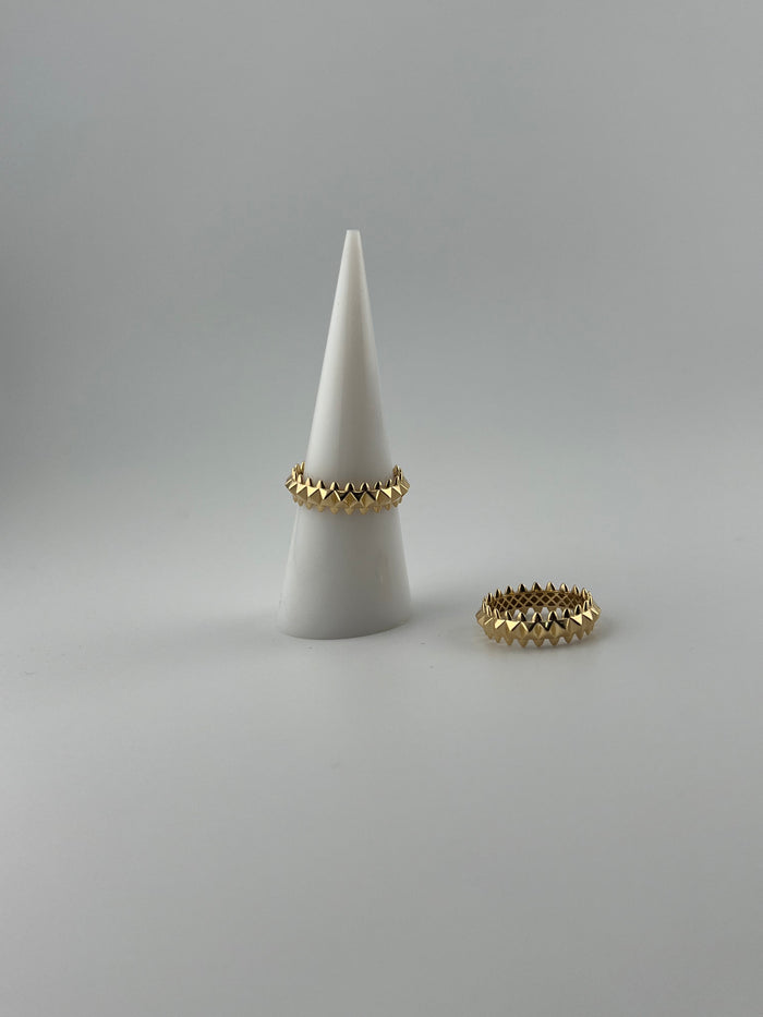Hallow Spike Ring
