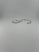 White gold 18K Full-pave bangle with screw markings - Image 3