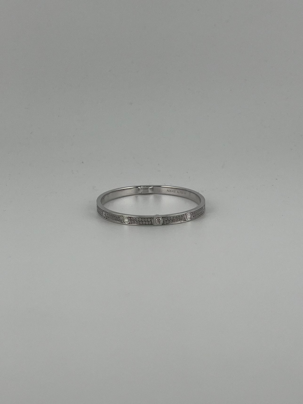 White gold 18K Full-pave bangle with screw markings - Image 1