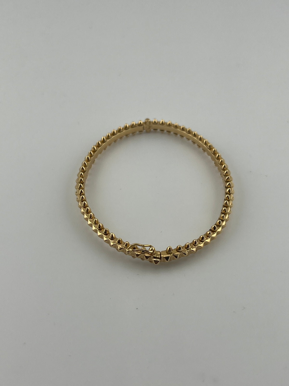 Solid 18k yellow gold bangle with spikes - Image 2