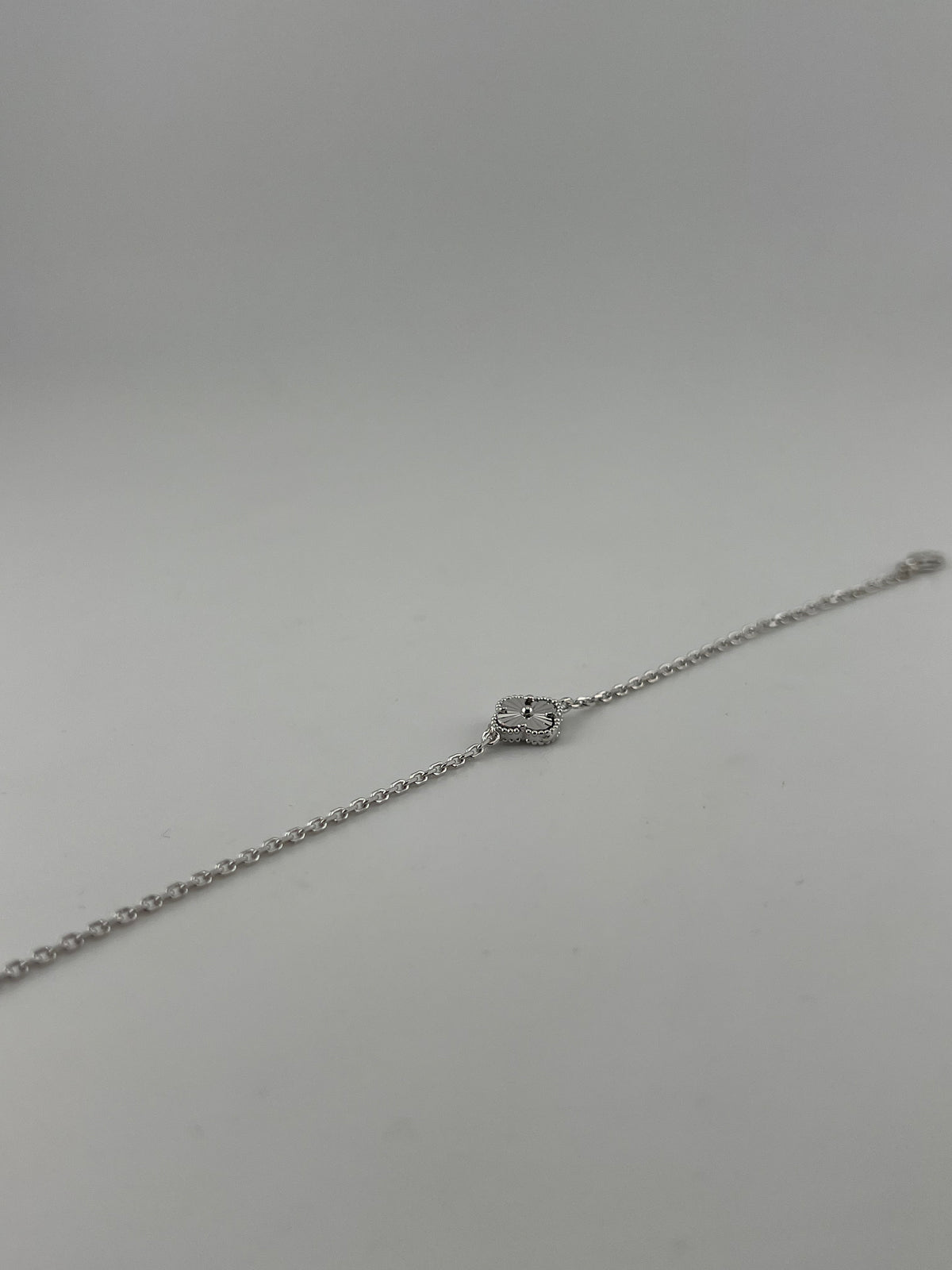 All-Silver Mini Single Clover Bracelet - Image 3