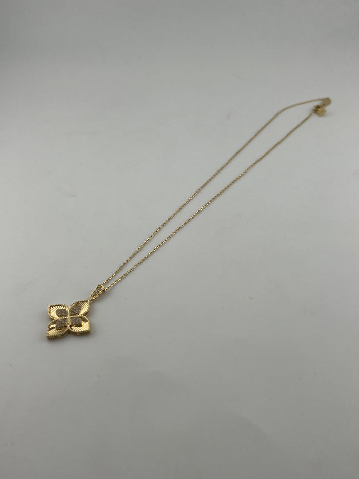 18K Gold Star Pendant Necklace