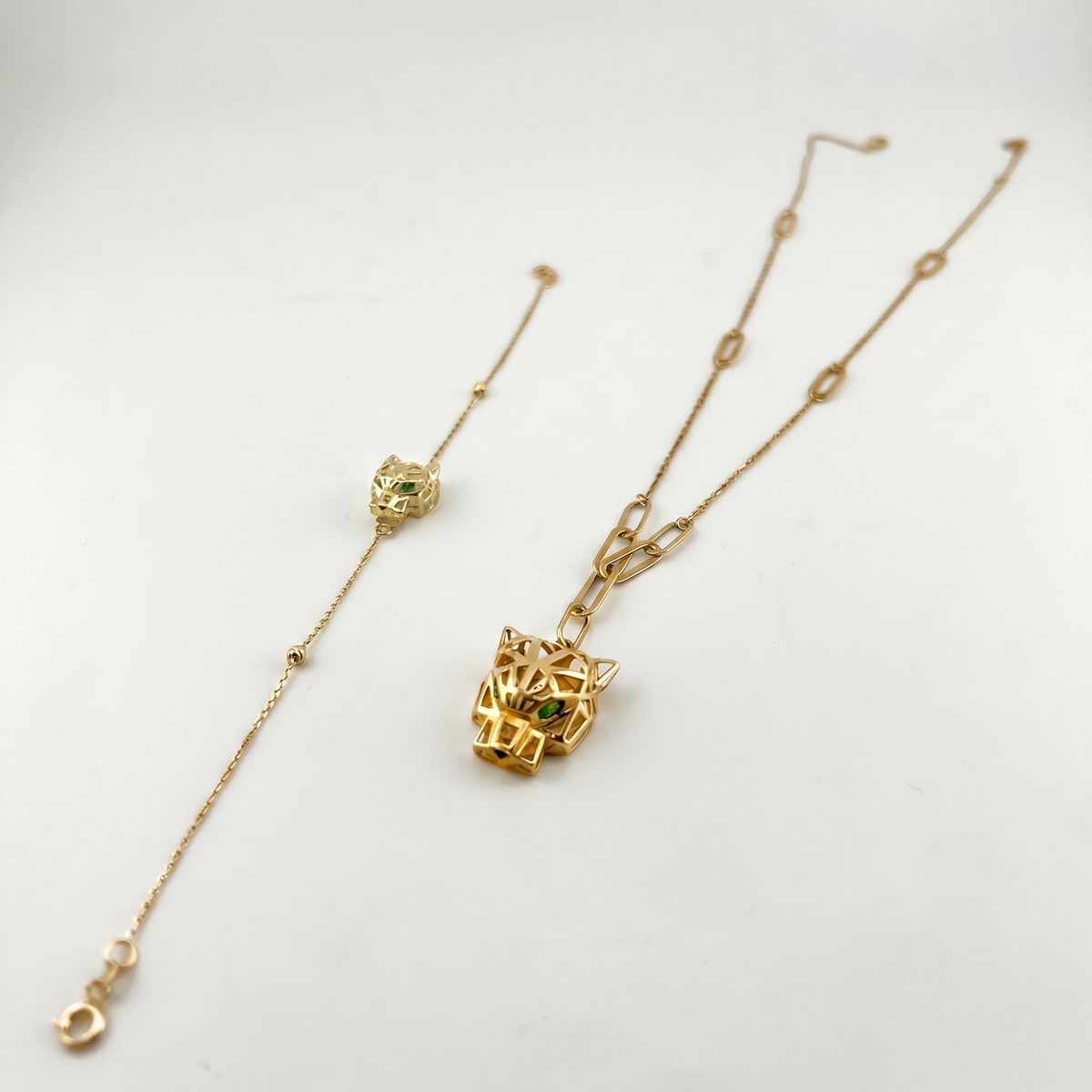 18K Gold Tiger Jewelry Set - Image 1